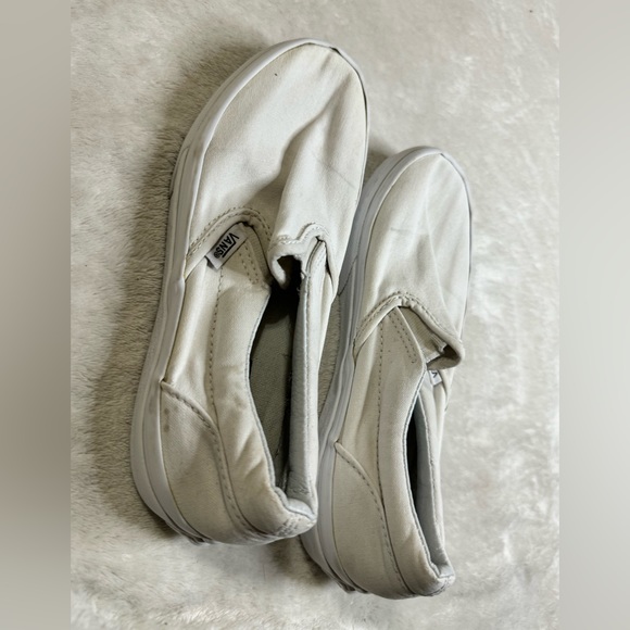 Slip on vans - Picture 3 of 4